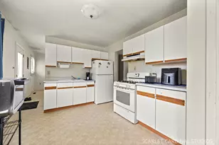156 E Lincoln Ave, Glendale Heights, IL 60139 - Photo 4