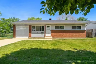 156 E Lincoln Ave, Glendale Heights, IL 60139 - Photo 1