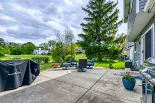 4491 Thornbark Dr, Hoffman Estates, IL 60192 - Photo 32