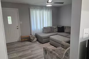 1919 Fairfield Dr, Springfield, IL 62702 - Photo 6