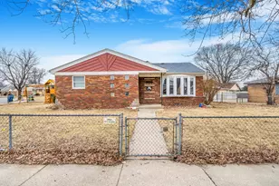 11520 S Kolin Ave, Alsip, IL 60803 - Photo 1