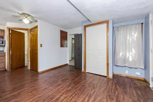1109 S Oak St, Bloomington, IL 61701 - Photo 14