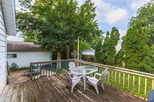 1109 S Oak St, Bloomington, IL 61701 - Photo 24