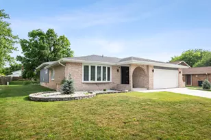 11853 Chisholm Trail, Orland Park, IL 60467 - Photo 2