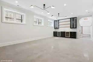 2522 W Huron St, Chicago, IL 60612 - Photo 26