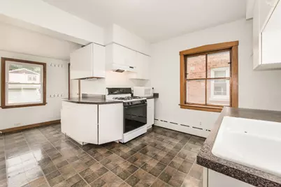 5035 N Menard Avenue, Chicago, IL 60630 - Photo 10