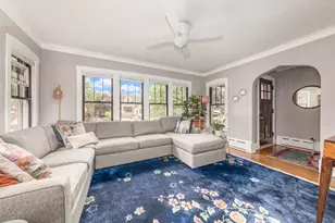 5035 N Menard Ave, Chicago, IL 60630 - Photo 4