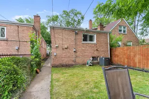 9042 S Ellis Ave, Chicago, IL 60619 - Photo 20