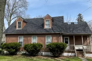 903 Logan Ave, Elgin, IL 60120 - Photo 2