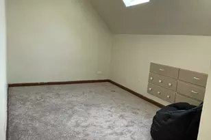 903 Logan Ave, Elgin, IL 60120 - Photo 6