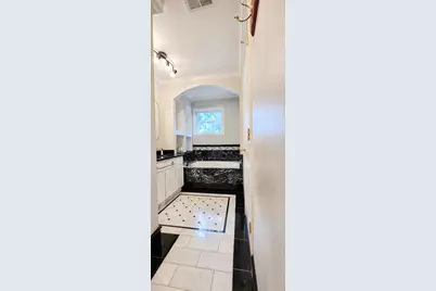 1615 Fox Run Drive, Arlington Heights, IL 60004 - Photo 22