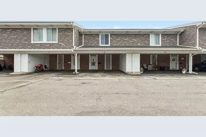 15 Cour Deauville, Palos Hills, IL 60465 - Photo 1