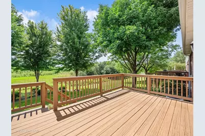 134 Chestnut Hills Circle, Burr Ridge, IL 60527 - Photo 28