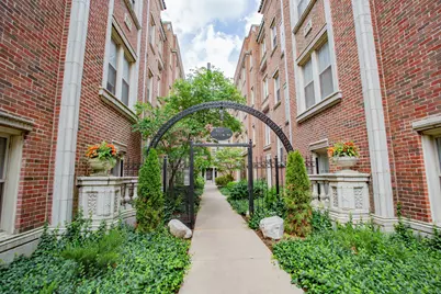 5402 N Kenmore Avenue #1W, Chicago, IL 60640 - Photo 1