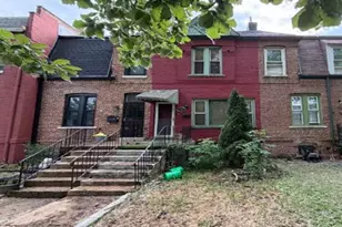 11424 S St Lawrence Ave, Chicago, IL 60628 - Photo 2