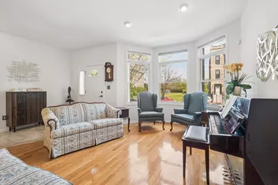 4538 S Saint Lawrence Avenue, Chicago, IL 60653 - Photo 2