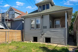 2647 W 69th St, Chicago, IL 60629 - Photo 6