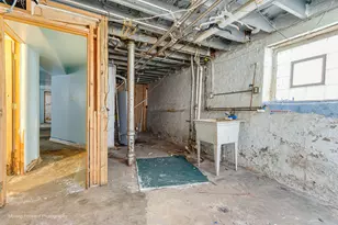 2647 W 69th St, Chicago, IL 60629 - Photo 24