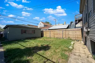 2647 W 69th St, Chicago, IL 60629 - Photo 8