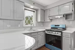 5515 S Oakley Ave, Chicago, IL 60636 - Photo 6