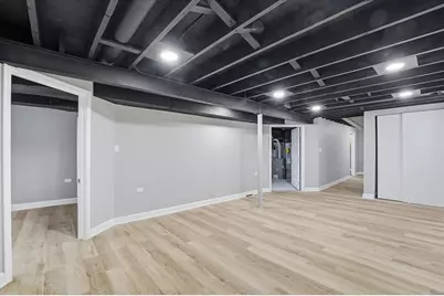 5515 S Oakley Avenue, Chicago, IL 60636 - Photo 14