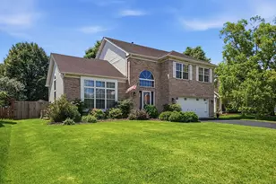 7419 Atkinson Cir, Plainfield, IL 60586 - Photo 2