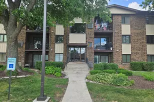 14033 S Laramie Ave, Crestwood, IL 60418 - Photo 1