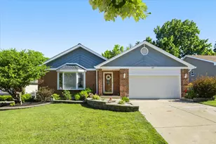 307 Terry Ln, Bloomingdale, IL 60108 - Photo 1