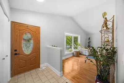 307 Terry Lane, Bloomingdale, IL 60108 - Photo 2