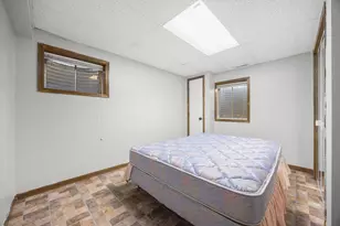307 Terry Ln, Bloomingdale, IL 60108 - Photo 18