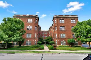 58 Forest Ave, Riverside, IL 60546 - Photo 1