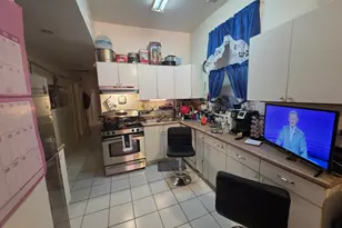 1239 S Avers Ave, Chicago, IL 60623 - Photo 8