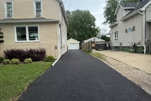 143 N Butrick St, Waukegan, IL 60085 - Photo 2