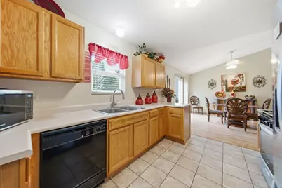 1611 Lake Pointe Court, Plainfield, IL 60586 - Photo 8