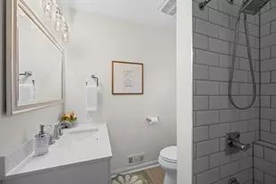 4017 N Walnut Ave, Arlington Heights, IL 60004 - Photo 16