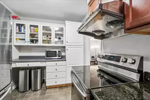 2246 Sherman Ave, Evanston, IL 60201 - Photo 10