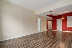 4754 N Dover St, Chicago, IL 60640 - Photo 4
