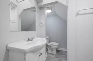 2125 W 18th Pl, Chicago, IL 60608 - Photo 8