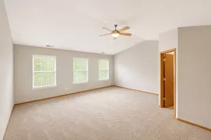 24230 Walnut Cir, Plainfield, IL 60585 - Photo 10