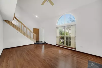 1040 N Knollwood Drive, Palatine, IL 60067 - Photo 4