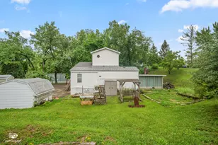 46 Lakeshore Dr, Wilmington, IL 60481 - Photo 4