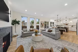 835 S Cambridge Ave, Elmhurst, IL 60126 - Photo 14