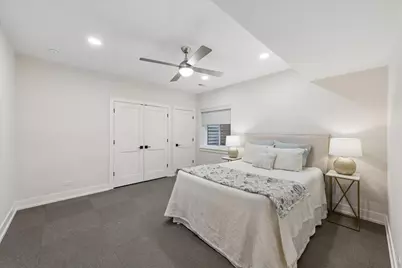 835 S Cambridge Avenue, Elmhurst, IL 60126 - Photo 30