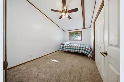 3447 Hilldale Drive, Freeport, IL 61032 - Photo 12