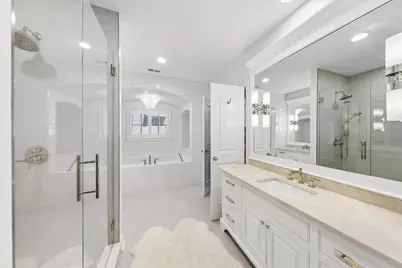 690 Wingate Road, Glen Ellyn, IL 60137 - Photo 20