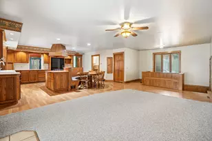 320 W 3rd St, Prophetstown, IL 61277 - Photo 20