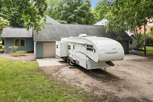 320 W 3rd St, Prophetstown, IL 61277 - Photo 46