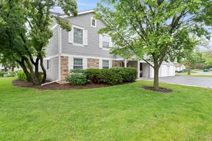 251 Appletree Ct, Buffalo Grove, IL 60089 - Photo 1