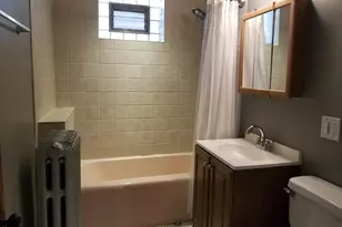 5226 W Hutchinson St, Chicago, IL 60641 - Photo 10