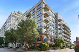 1000 N Kingsbury St, Chicago, IL 60610 - Photo 1